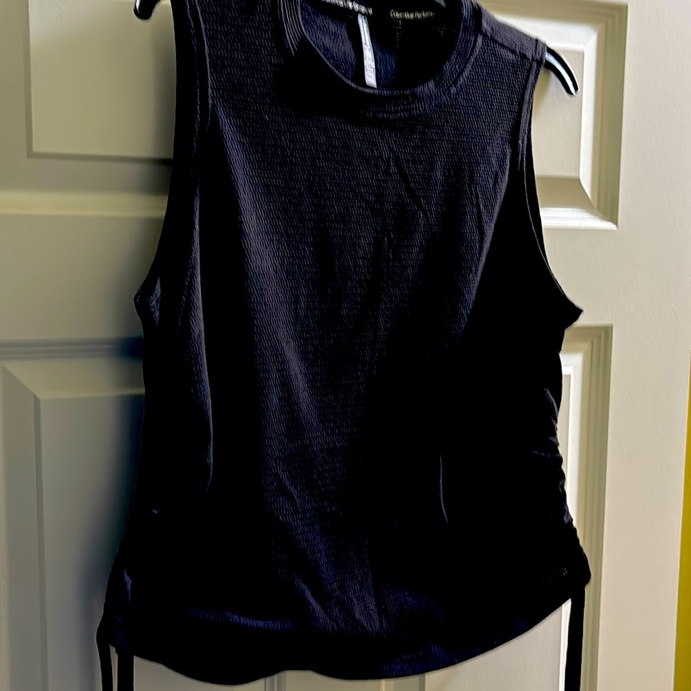Calvin Klein Preformance black top Sleeveless XLG breathable